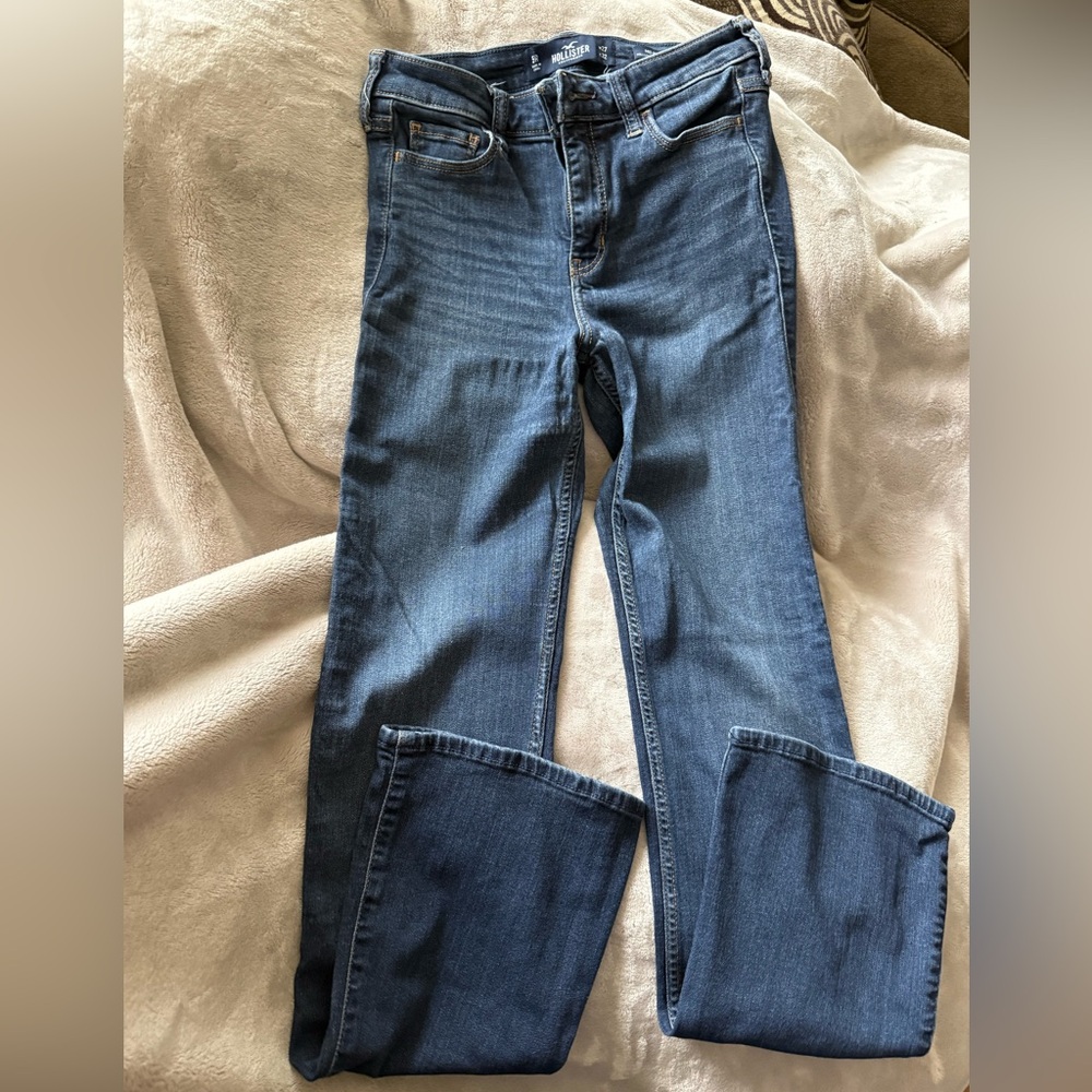Hollister Women's Bootcut Jeans in Denim Blue